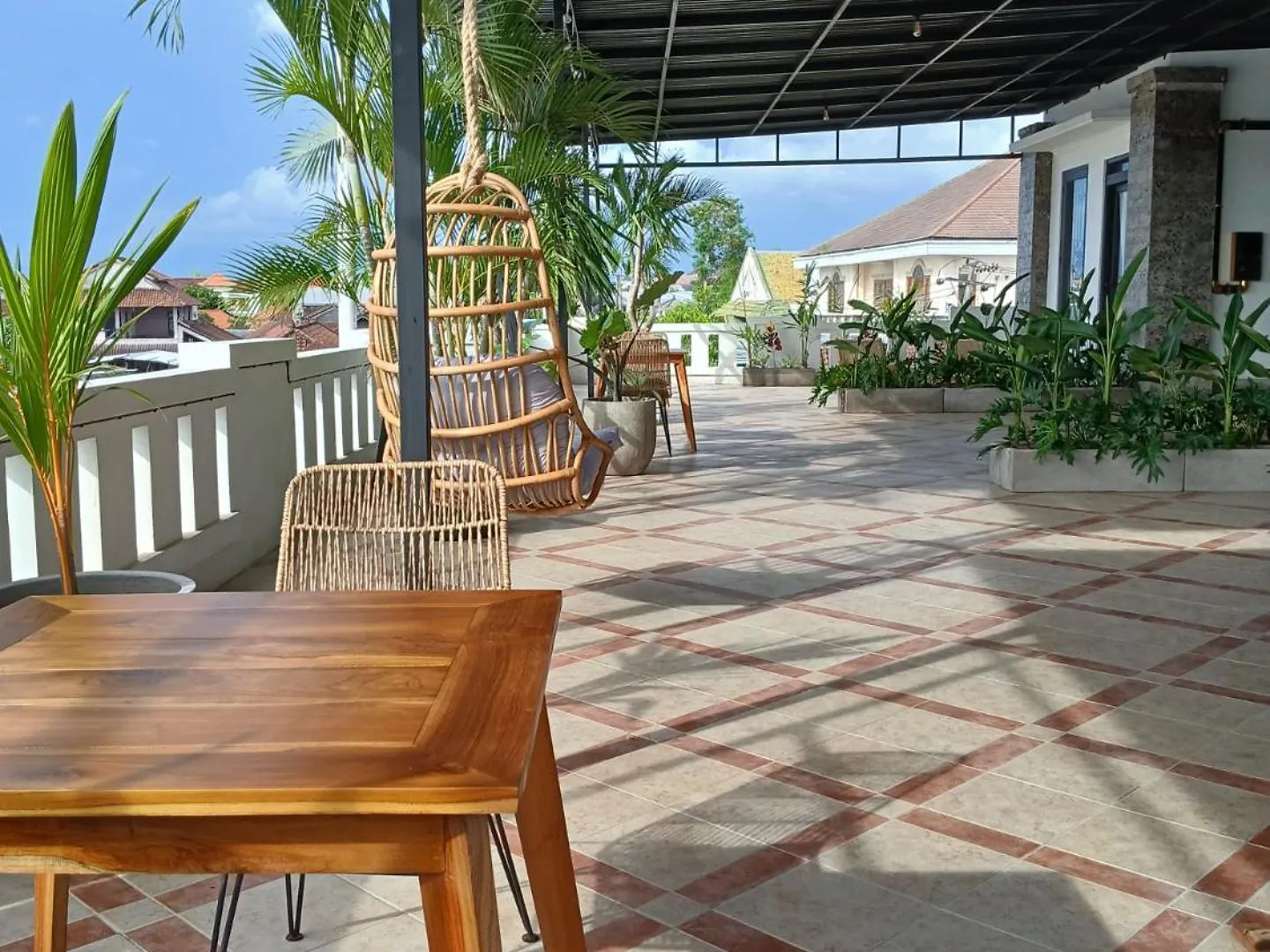 Nice Place To Stay - Rooftop Apartments Seminyak  Aparthotel