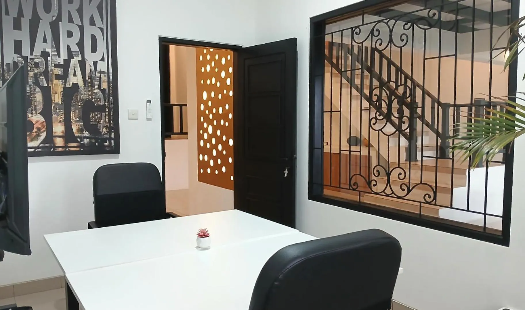 Nice Place To Stay - Rooftop Apartments Seminyak  0*, Seminyak (Bali) Indonesia