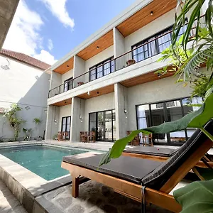 Adi Surya Maison d'hôtes