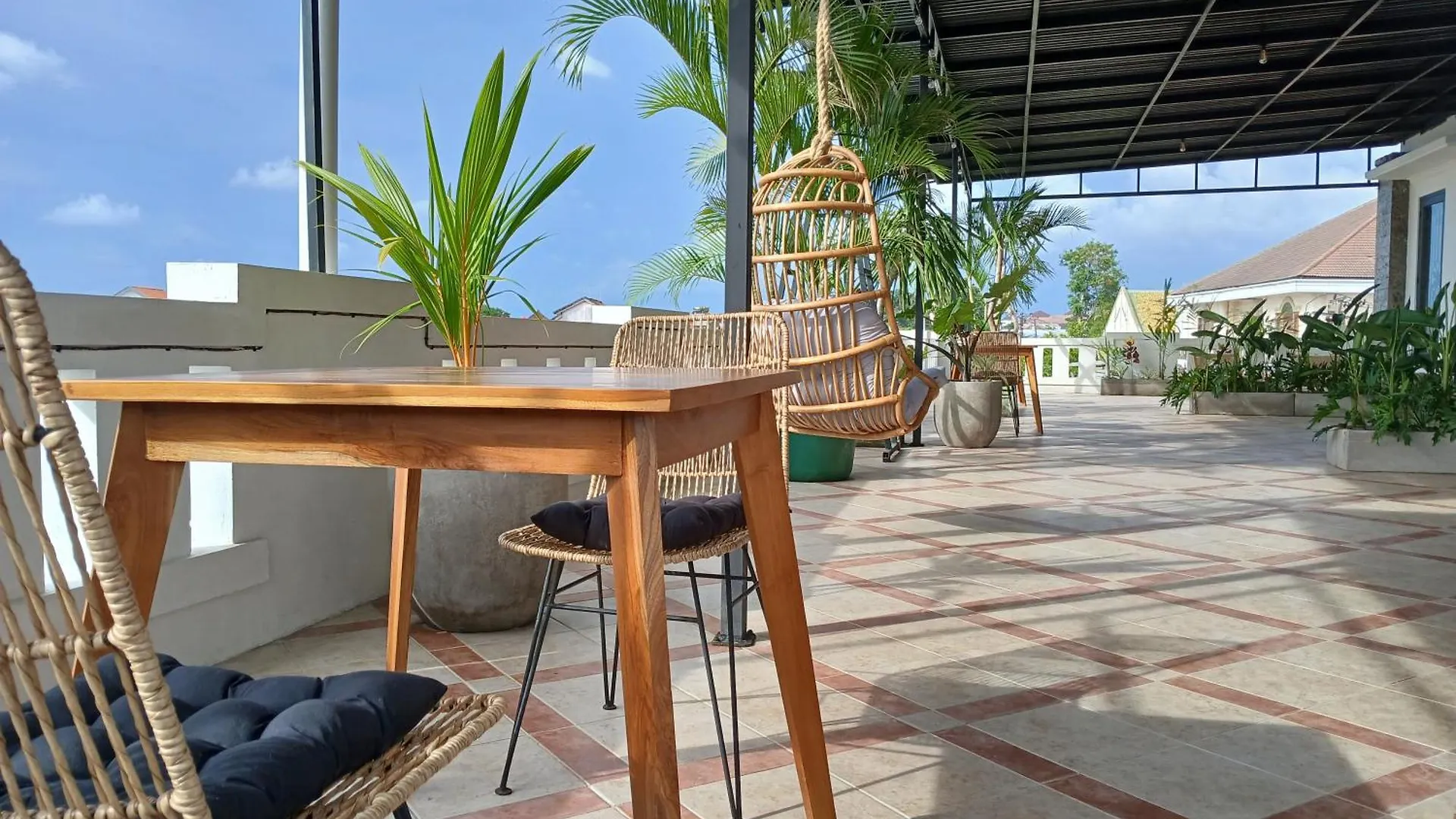 Aparthotel Nice Place To Stay - Rooftop Apartments Seminyak